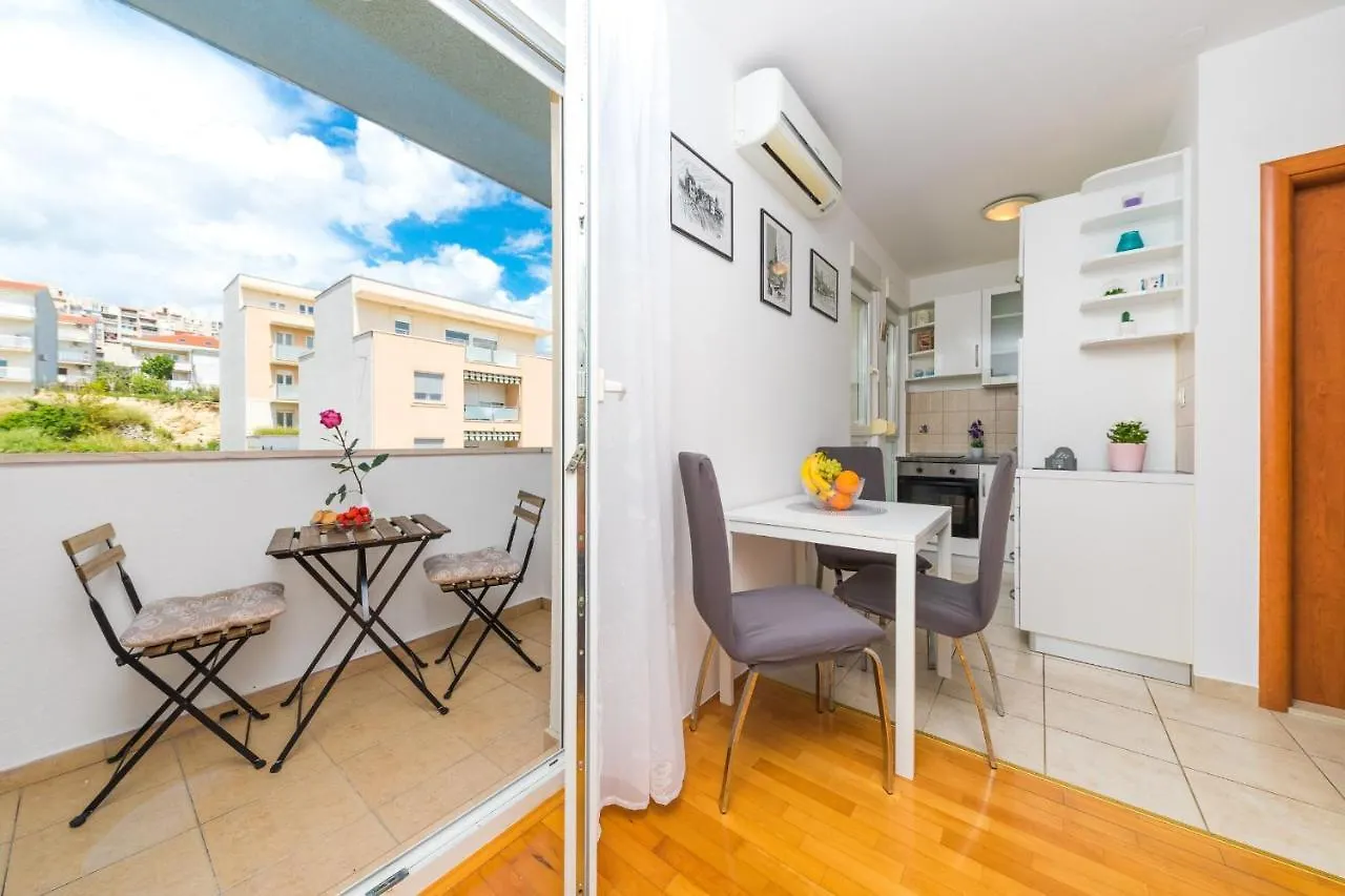 Apartman Studio Znjan With Balcony Split Horvátország