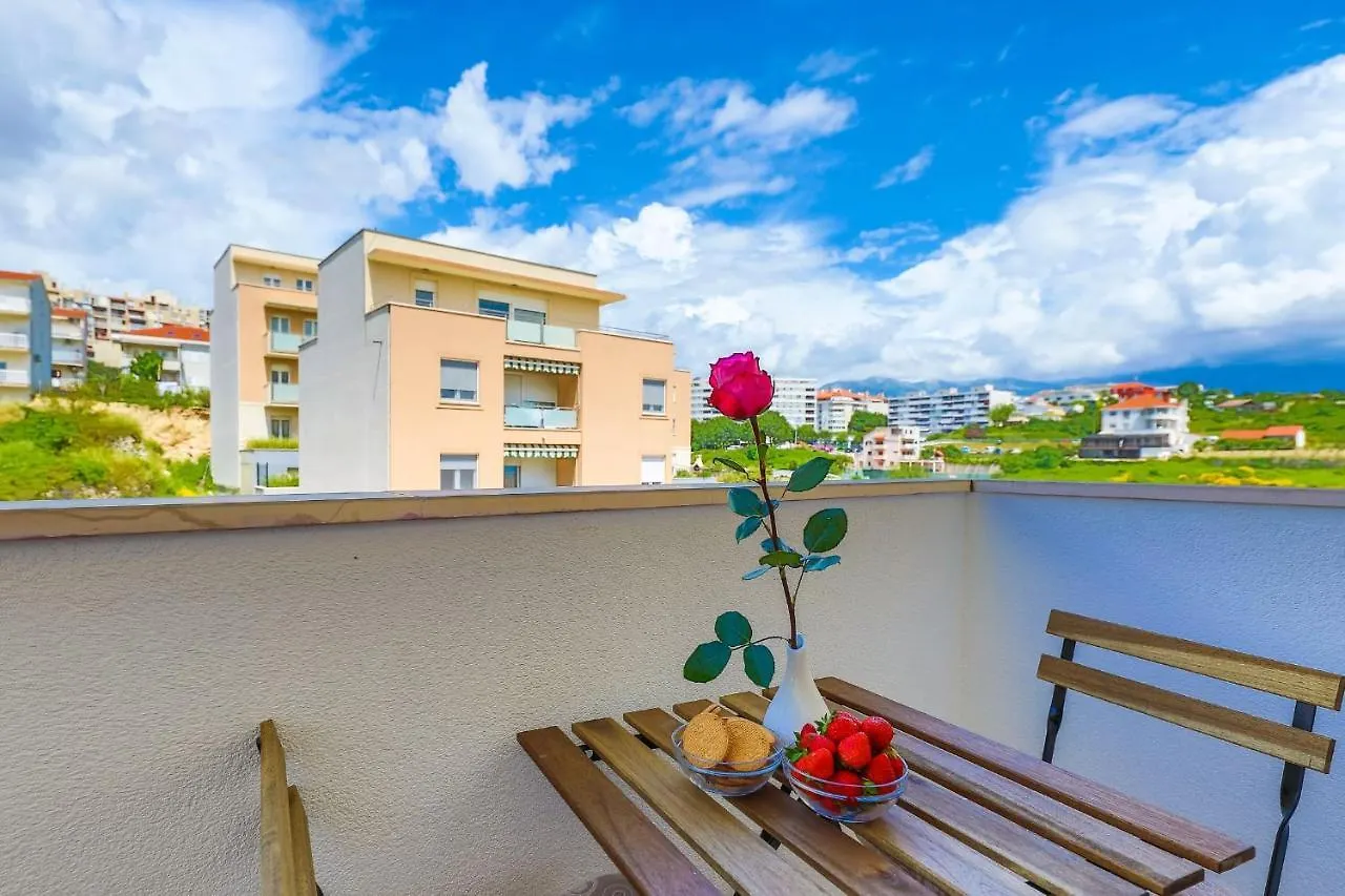 Studio Znjan With Balcony Σπλιτ 0*,  Κροατία